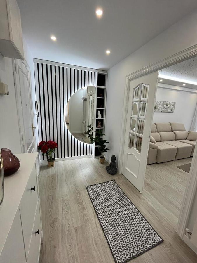 Apartamentos C&E Haro Extérieur photo