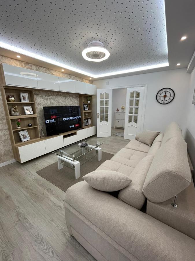 Apartamentos C&E Haro Extérieur photo