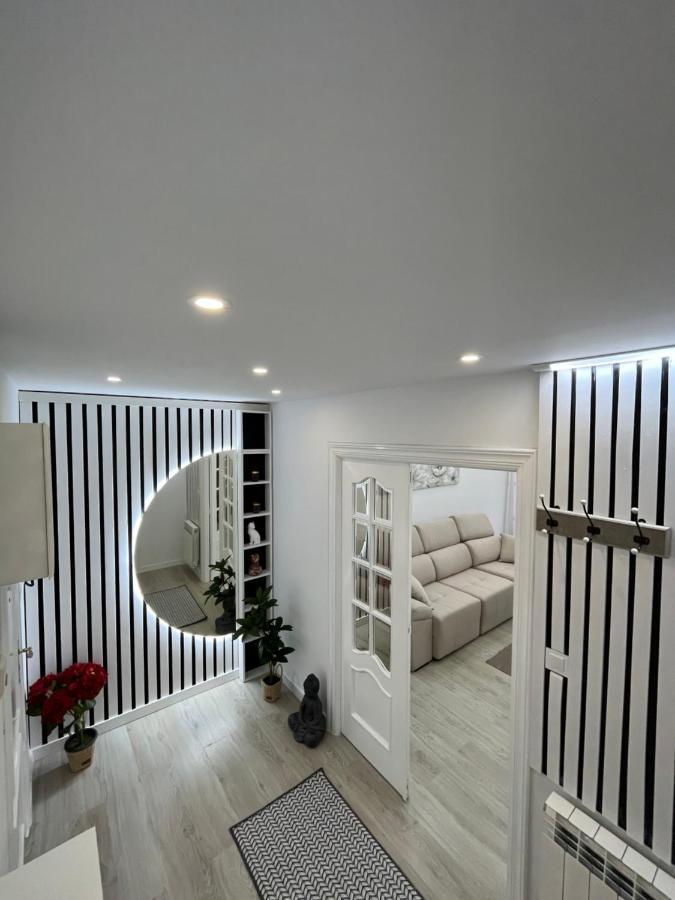 Apartamentos C&E Haro Extérieur photo